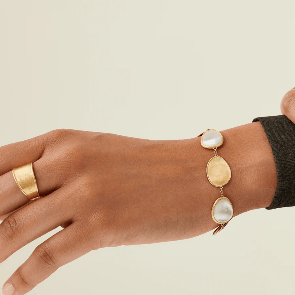 Marco Bicego Lunaria armband geelgoud met parelmoer - BB2099-MPW - #3 Marco Bicego Lunaria armband geelgoud met parelmoer - BB2099-MPW - #3
