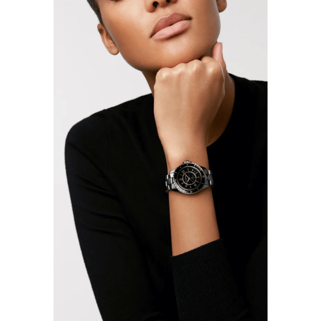 CHANEL J12 Black Classic 38mm - H9541 - #4 CHANEL J12 Black Classic 38mm - H9541 - #4