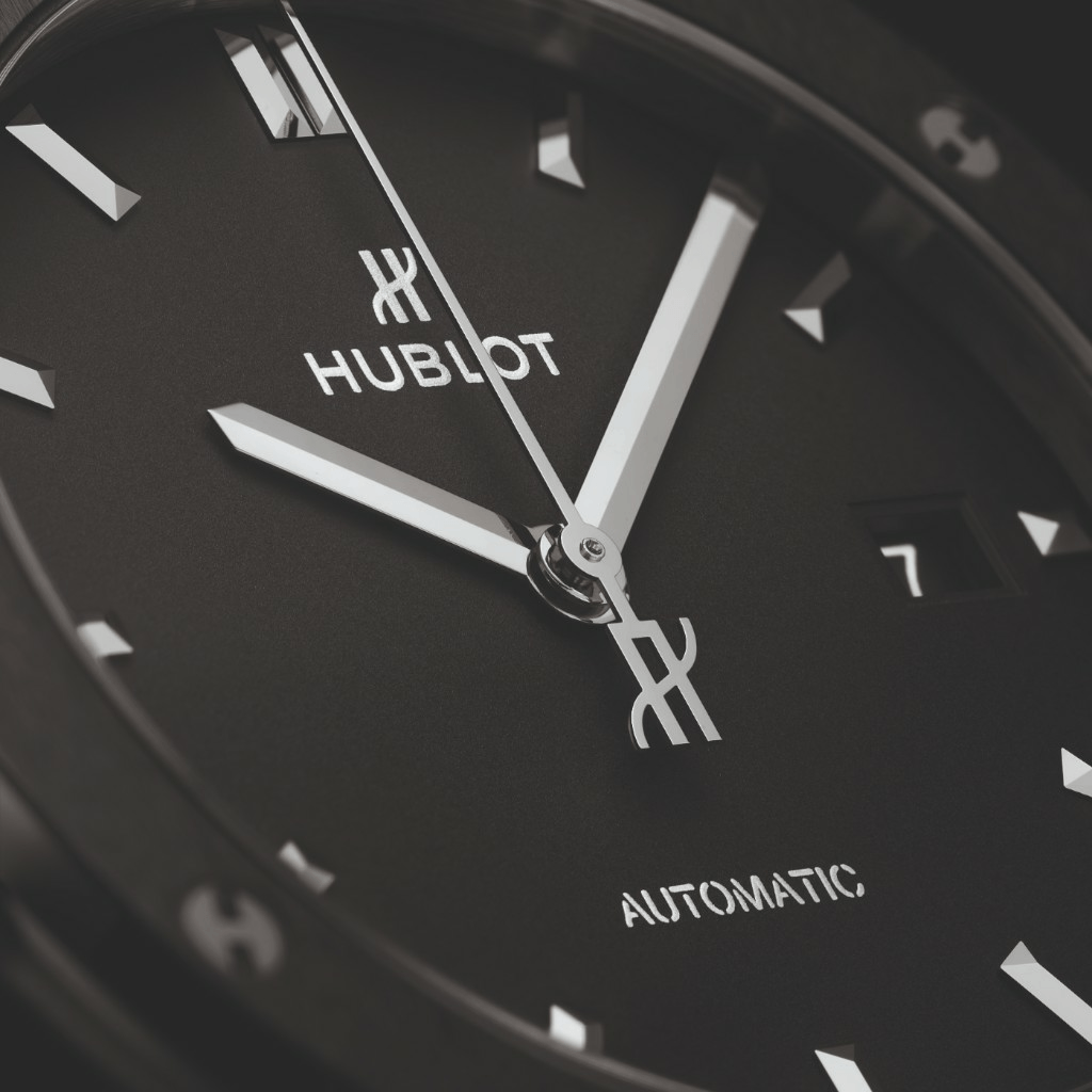 Hublot Classic Fusion Black Magic Ceramic 42mm - 542.CM.1171.RX - #2 Hublot Classic Fusion Black Magic Ceramic 42mm - 542.CM.1171.RX - #2