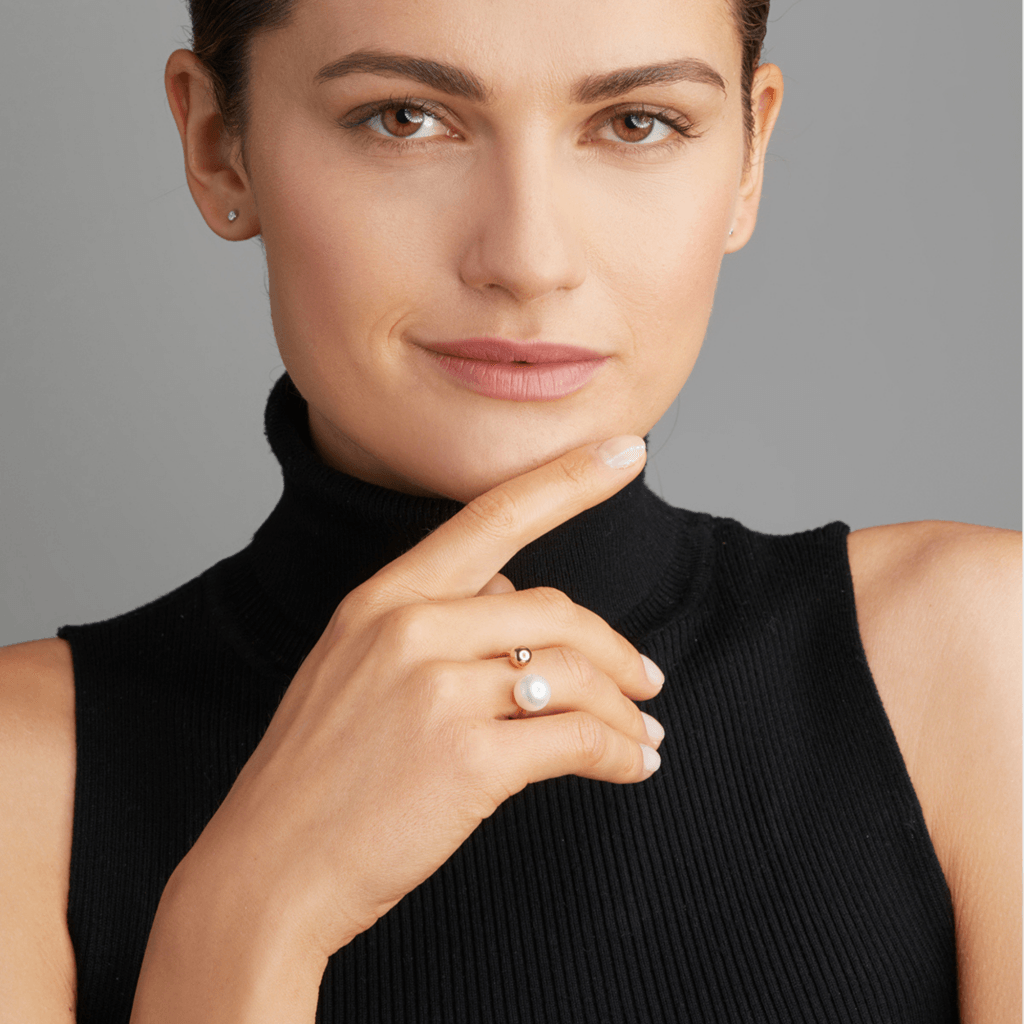 Yana Nesper Open Mind ring geelgoud met parel - OM4 - #4 Yana Nesper Open Mind ring geelgoud met parel - OM4 - #4