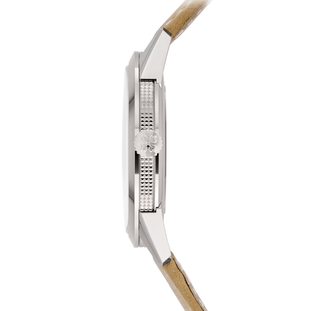 Patek Philippe Calatrava Date 40mm - 5226G-001 - #11 Patek Philippe Calatrava Date 40mm - 5226G-001 - #11