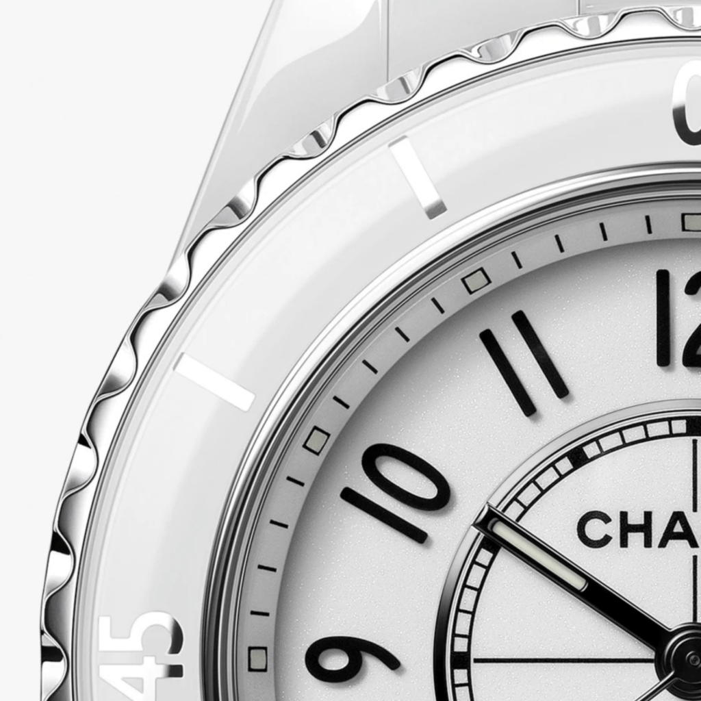 CHANEL J12 White Caliber 12.2 33mm - H5699 - #5 CHANEL J12 White Caliber 12.2 33mm - H5699 - #5