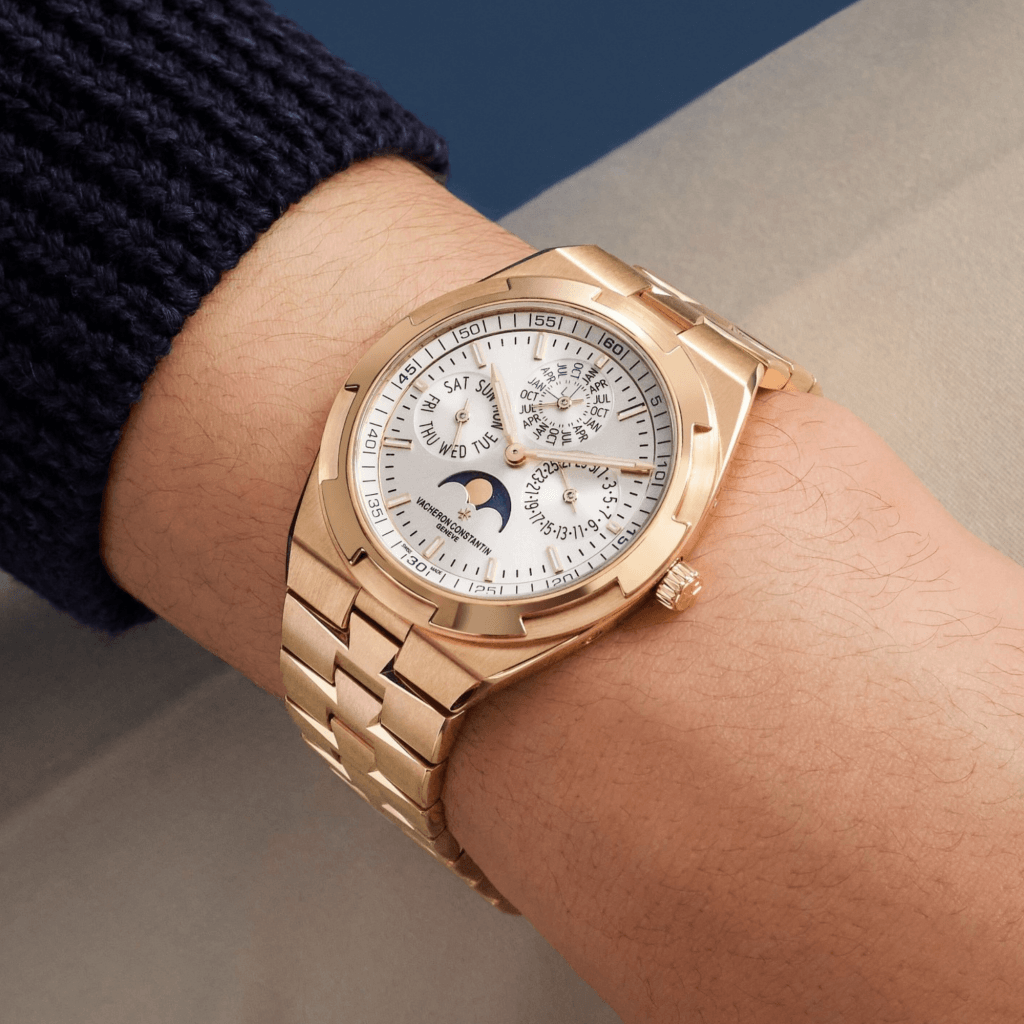 Vacheron Constantin Overseas Perpetual Calendar Ultra Thin 42mm - 4300V/220R-B064 - #2 Vacheron Constantin Overseas Perpetual Calendar Ultra Thin 42mm - 4300V/220R-B064 - #2