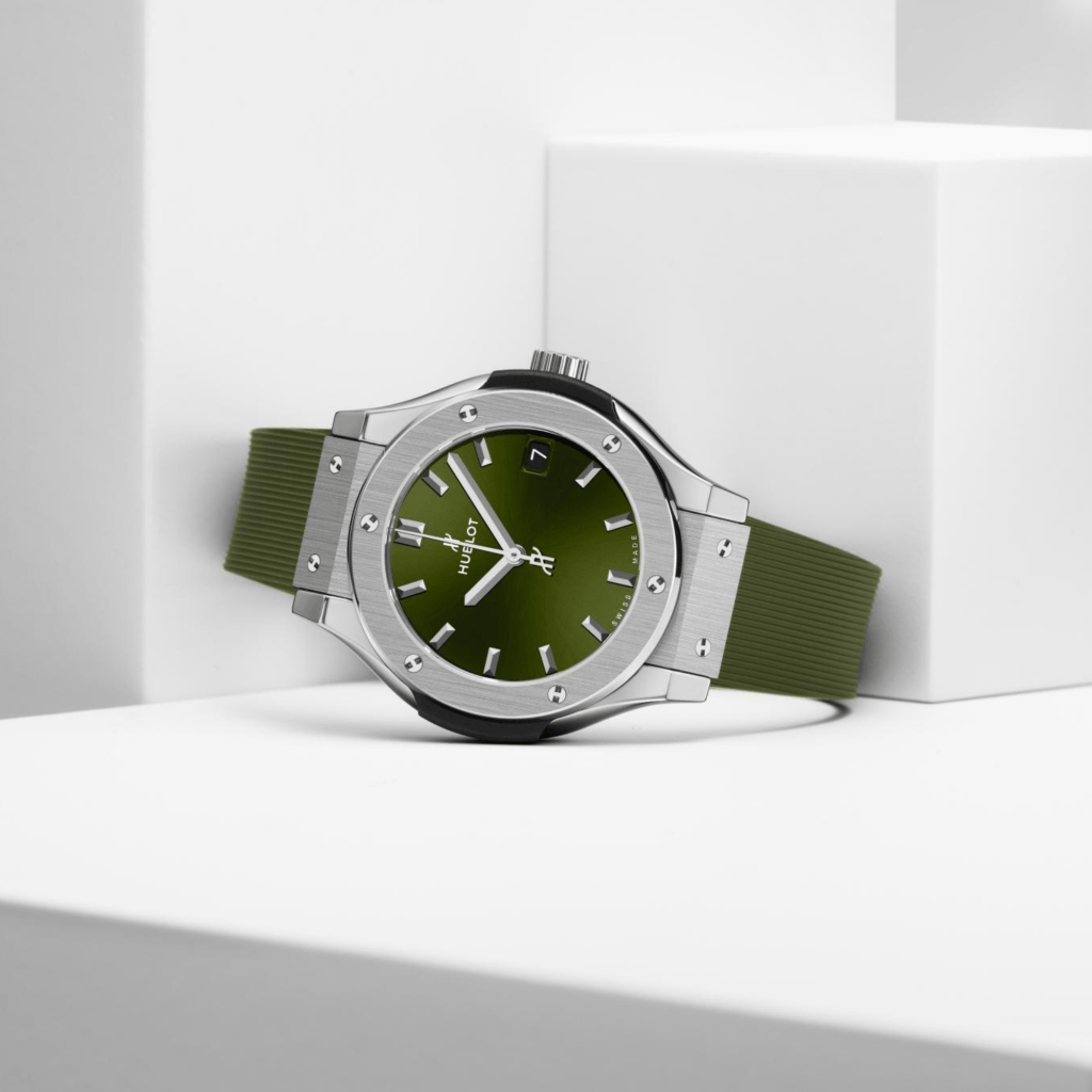 Hublot Classic Fusion Titanium Green 42mm - 542.NX.8970.RX - #2 Hublot Classic Fusion Titanium Green 42mm - 542.NX.8970.RX - #2