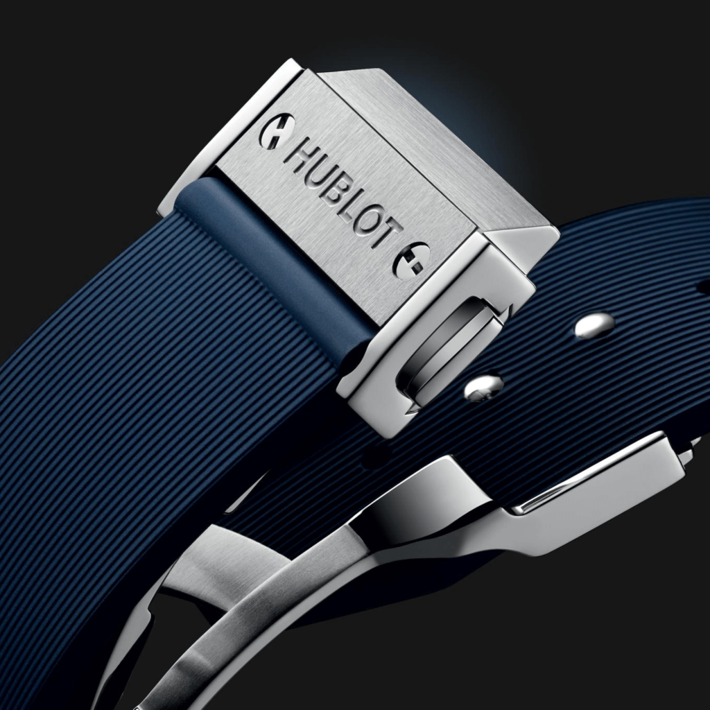 Hublot Classic Fusion Titanium Blue 42mm - 542.NX.7170.RX - #7 Hublot Classic Fusion Titanium Blue 42mm - 542.NX.7170.RX - #7