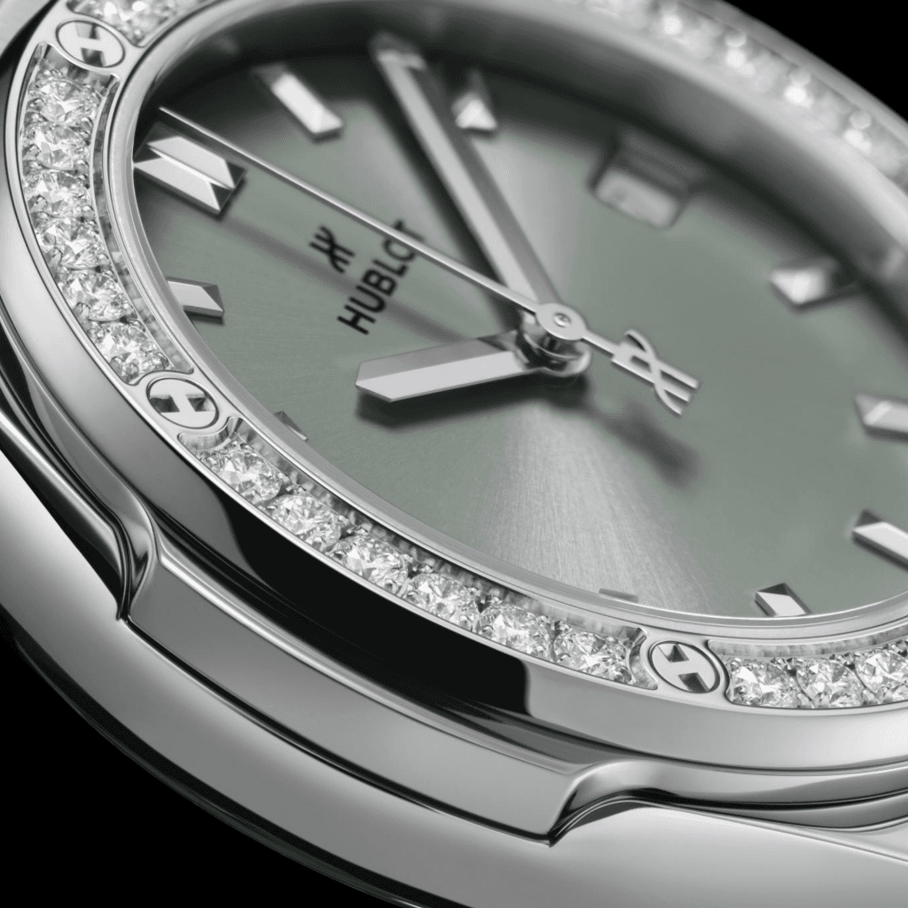 Hublot Classic Fusion Titanium Sage Green Diamonds 33mm - 581.NX.891G.NR.1104 - #2