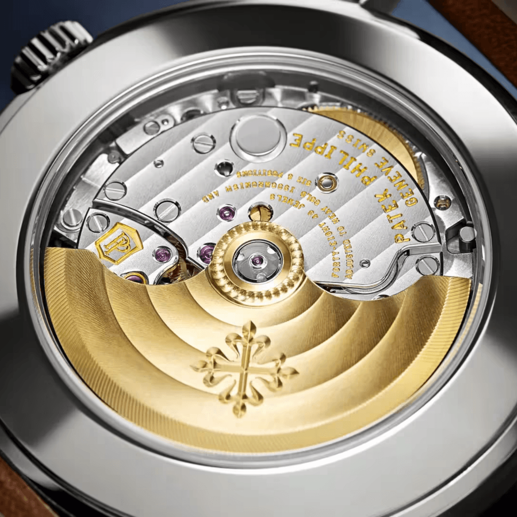 Patek Philippe Complications Calatrava Weekly Calendar 40mm - 5212A-001 - #3 Patek Philippe Complications Calatrava Weekly Calendar 40mm - 5212A-001 - #3