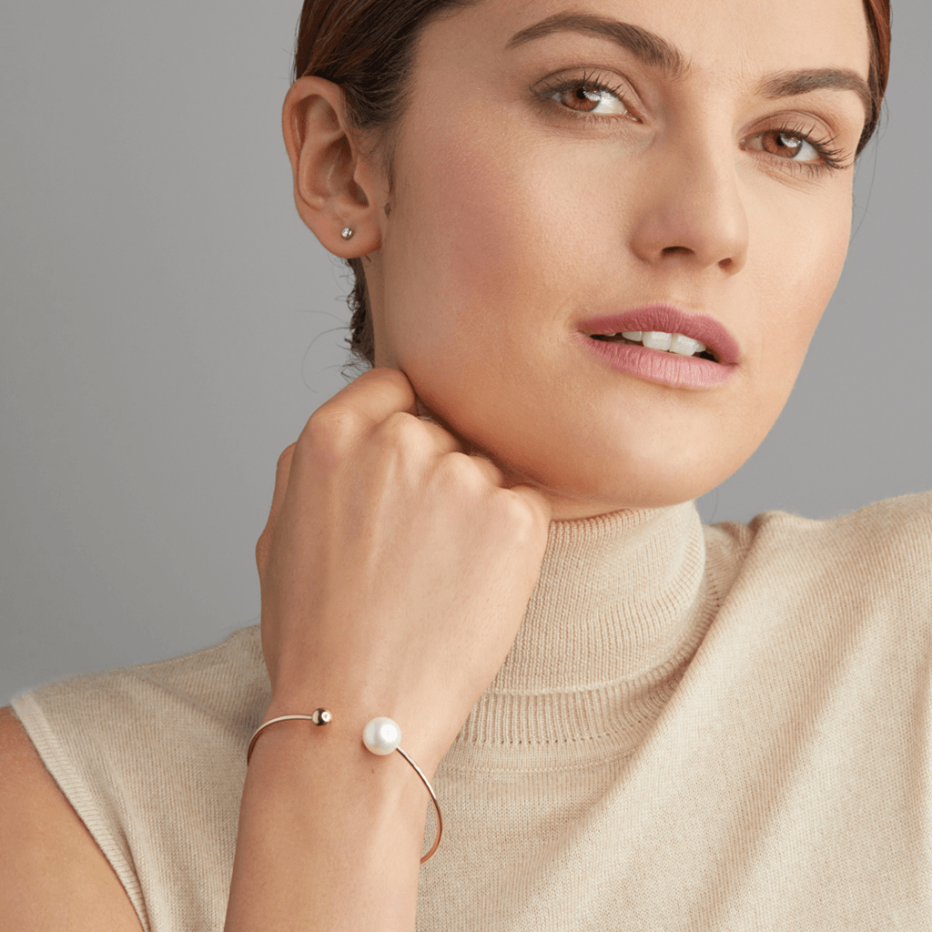 Yana Nesper Open Mind armband geelgoud met parel - OM12 - #4 Yana Nesper Open Mind armband geelgoud met parel - OM12 - #4