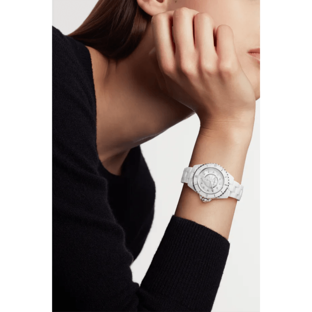 CHANEL J12 White Mother of Pearl & Diamond Indicators 33mm - H5704 - #2 CHANEL J12 White Mother of Pearl & Diamond Indicators 33mm - H5704 - #2