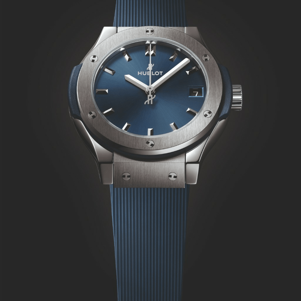 Hublot Classic Fusion Titanium Blue 33mm - 581.NX.7170.RX - #8 Hublot Classic Fusion Titanium Blue 33mm - 581.NX.7170.RX - #8