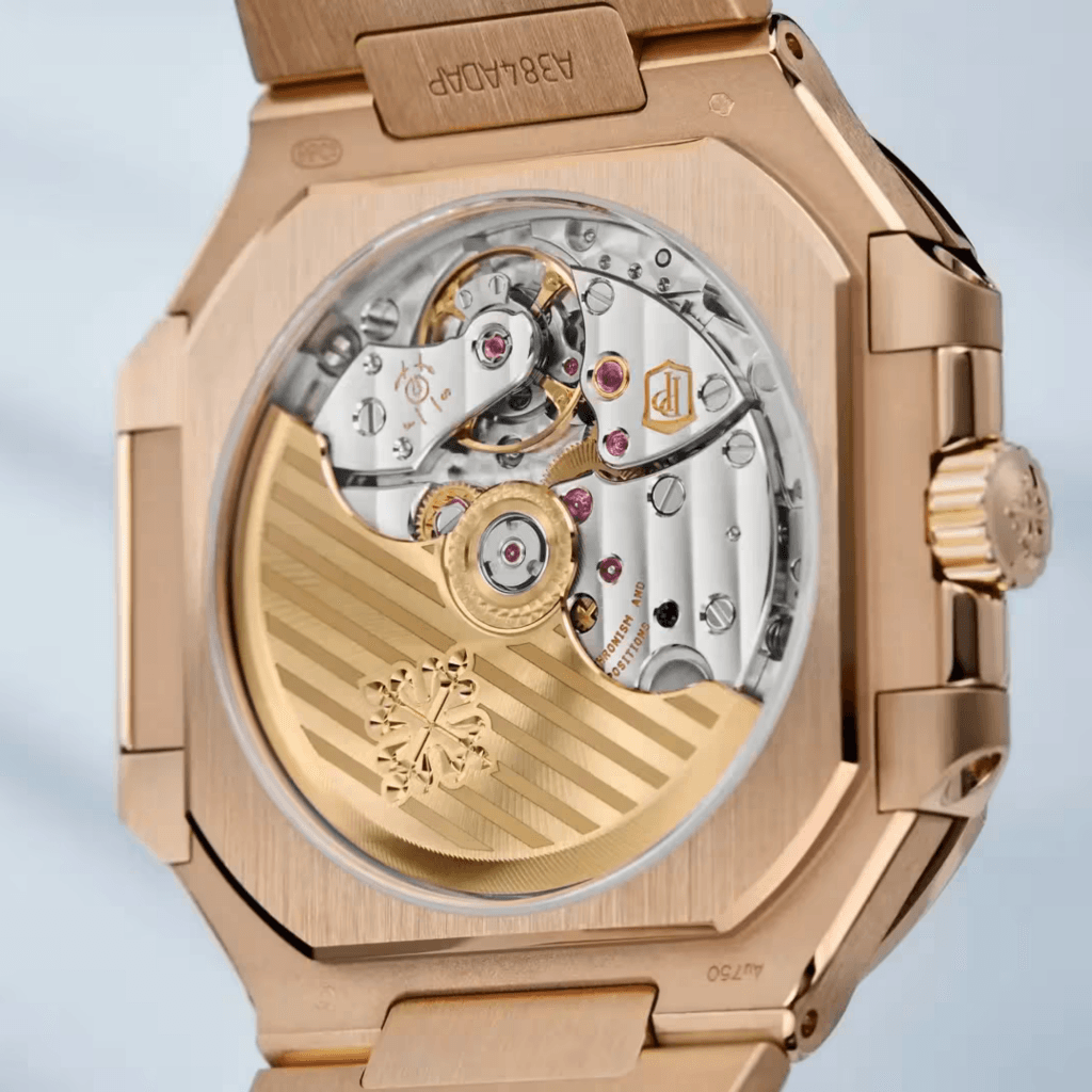 Patek Philippe Cubitus 40mm - 7128/1R-001 - #7 Patek Philippe Cubitus 40mm - 7128/1R-001 - #7