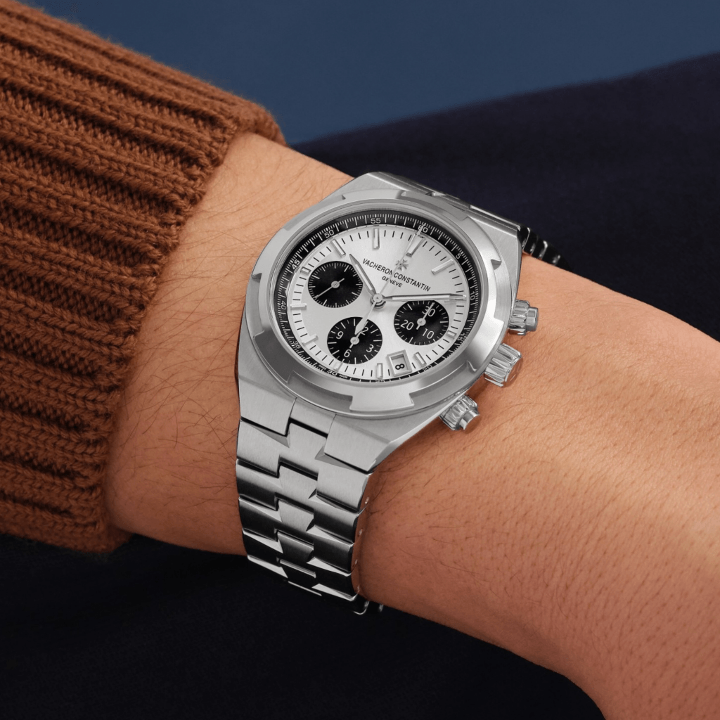 Vacheron Constantin Overseas Chronograph 43mm - 5520V/210A-B686 - #5 Vacheron Constantin Overseas Chronograph 43mm - 5520V/210A-B686 - #5