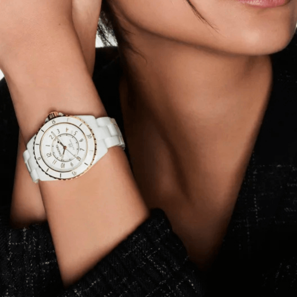 CHANEL J12 White Classic 38mm - H9540 - #9 CHANEL J12 White Classic 38mm - H9540 - #9