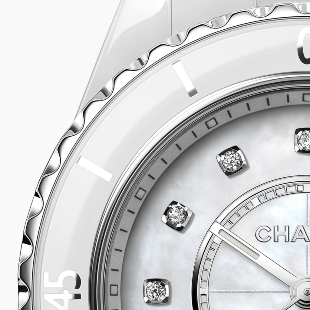 CHANEL J12 Calibre 122 33mm - H10472 - #10 CHANEL J12 Calibre 122 33mm - H10472 - #10