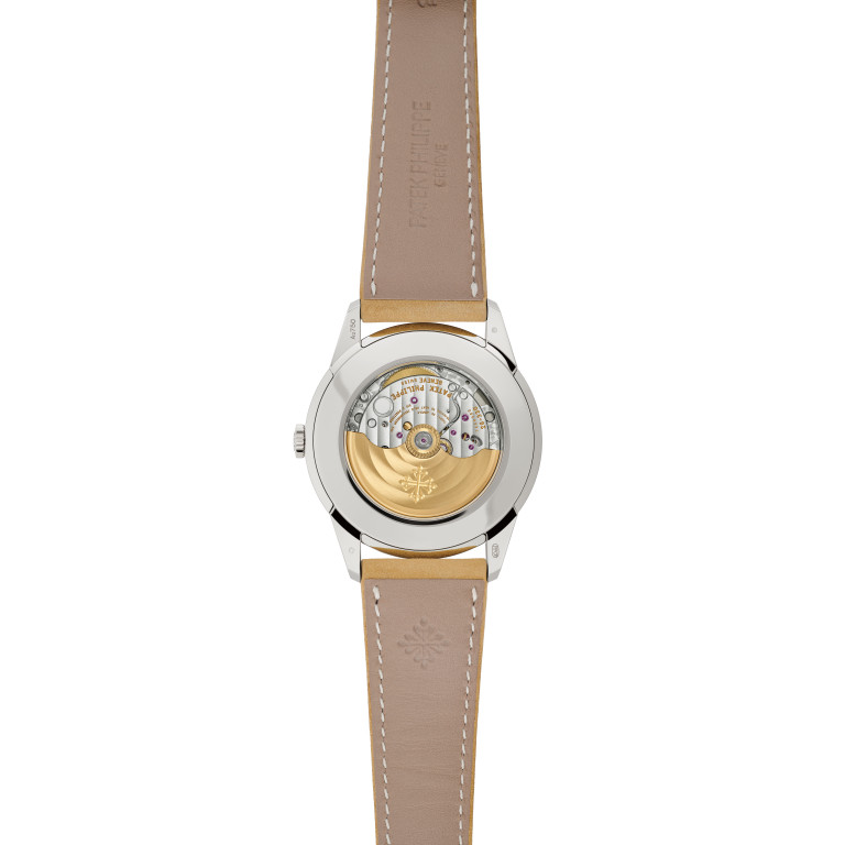 Patek Philippe Calatrava Date 40mm - 5226G-001 - #2 Patek Philippe Calatrava Date 40mm - 5226G-001 - #2