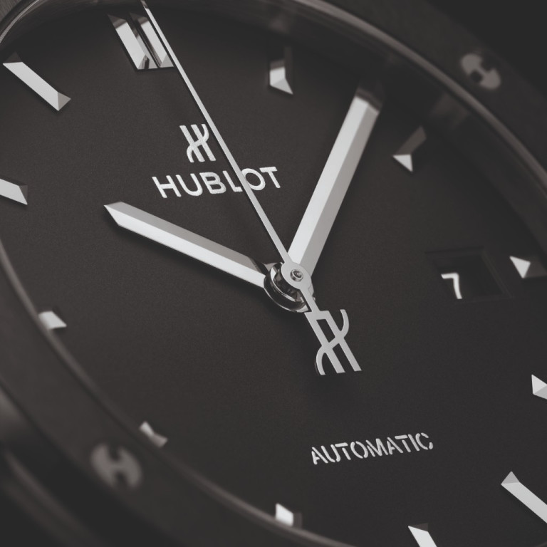 Hublot Classic Fusion Black Magic Ceramic 42mm - 542.CM.1171.RX - #2 Hublot Classic Fusion Black Magic Ceramic 42mm - 542.CM.1171.RX - #2