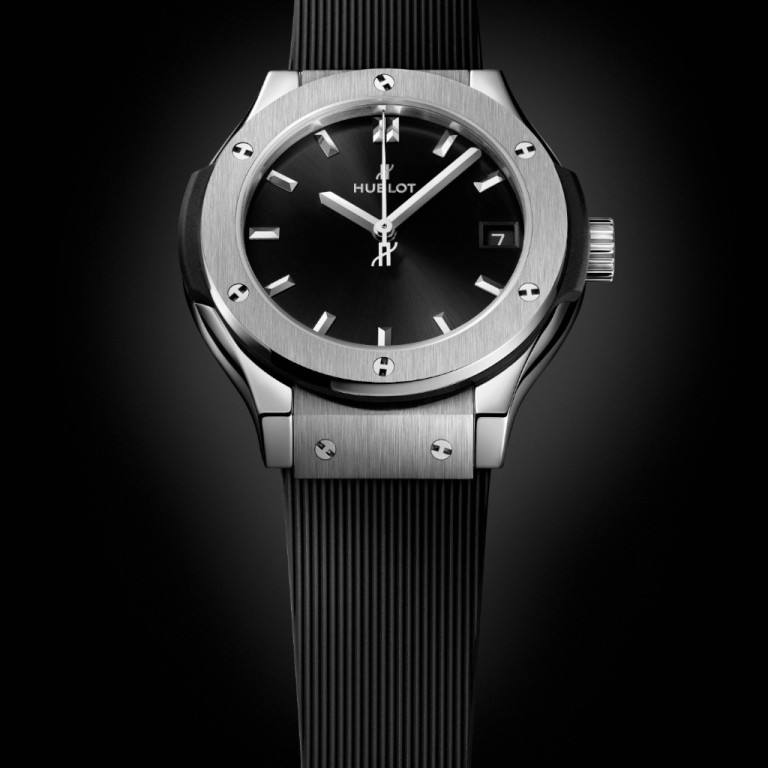 Hublot Classic Fusion Titanium 33mm - 581.NX.1470.RX - #4 Hublot Classic Fusion Titanium 33mm - 581.NX.1470.RX - #4