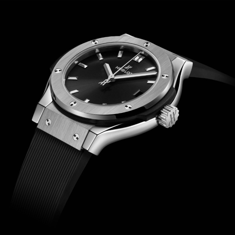 Hublot Classic Fusion Titanium 33mm - 581.NX.1470.RX - #5 Hublot Classic Fusion Titanium 33mm - 581.NX.1470.RX - #5