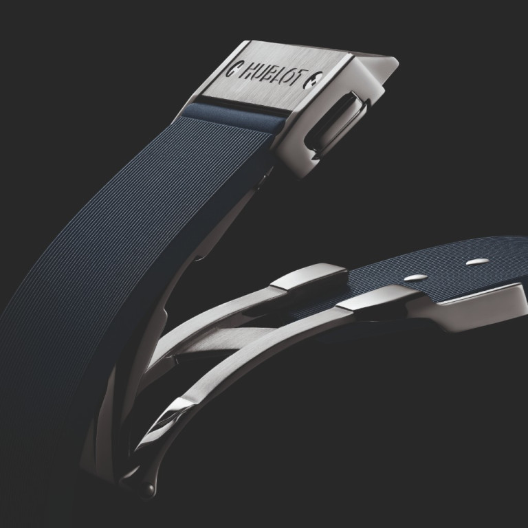 Hublot Classic Fusion Titanium Blue 45mm - 511.NX.7170.RX - #5 Hublot Classic Fusion Titanium Blue 45mm - 511.NX.7170.RX - #5