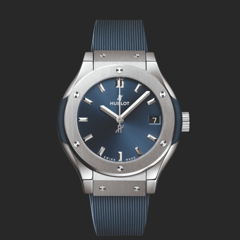 Hublot Classic Fusion Titanium Blue 33mm - 581.NX.7170.RX - #3 Hublot Classic Fusion Titanium Blue 33mm - 581.NX.7170.RX - #3