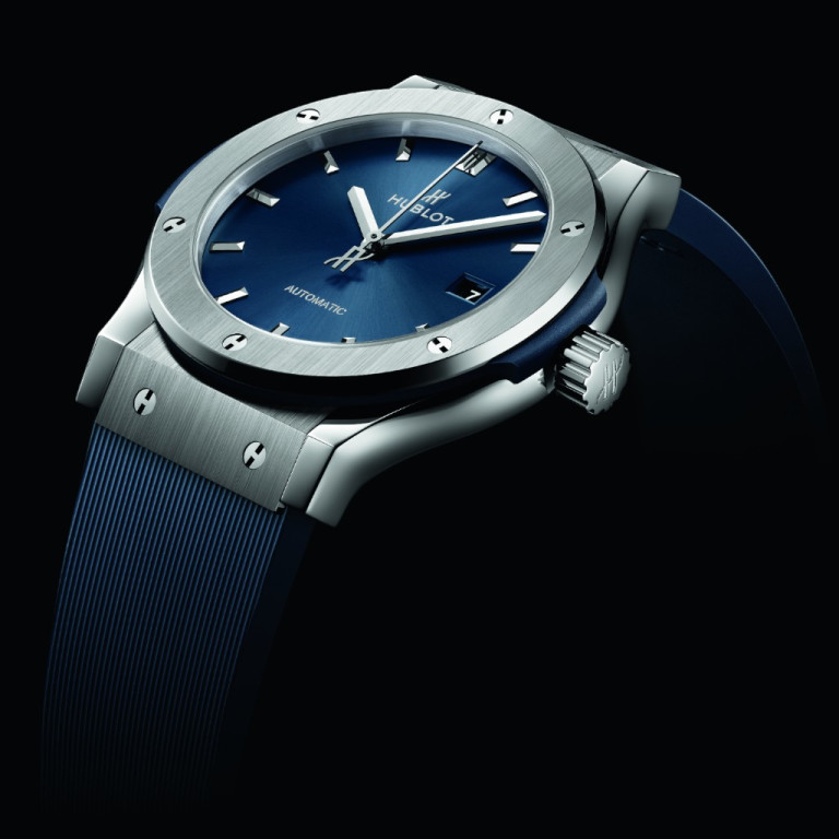 Hublot Classic Fusion Titanium Blue 42mm - 542.NX.7170.RX - #2 Hublot Classic Fusion Titanium Blue 42mm - 542.NX.7170.RX - #2