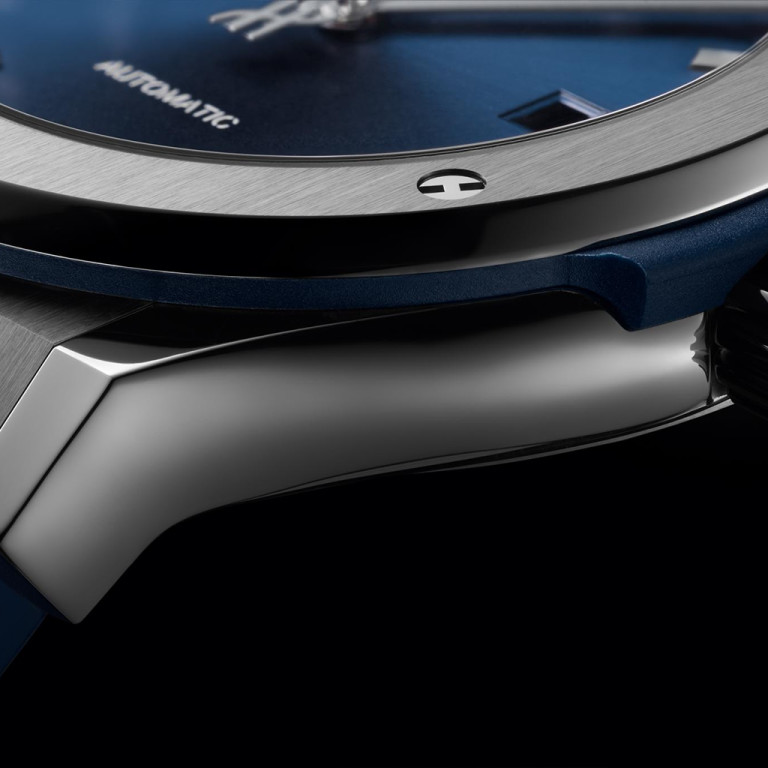 Hublot Classic Fusion Titanium Blue 42mm - 542.NX.7170.LR - #2 Hublot Classic Fusion Titanium Blue 42mm - 542.NX.7170.LR - #2