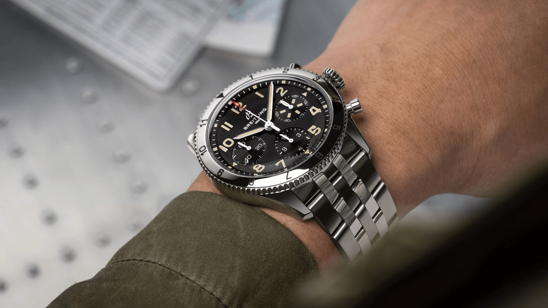 Breitling Classic AVI Chronograph 42 Breitling Classic AVI Chronograph 42