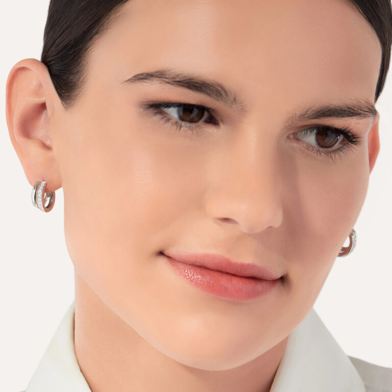 Pomellato Pomellato Together oorknoppen witgoud met diamant - POB8111 O2WHR DB000 - #4 Pomellato Pomellato Together oorknoppen witgoud met diamant - POB8111 O2WHR DB000 - #4