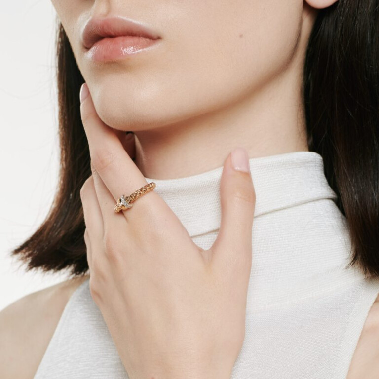 Fope Solo ring geel/wit goud met diamant - 62408AX_PB_G_BGX_00M - #5 Fope Solo ring geel/wit goud met diamant - 62408AX_PB_G_BGX_00M - #5