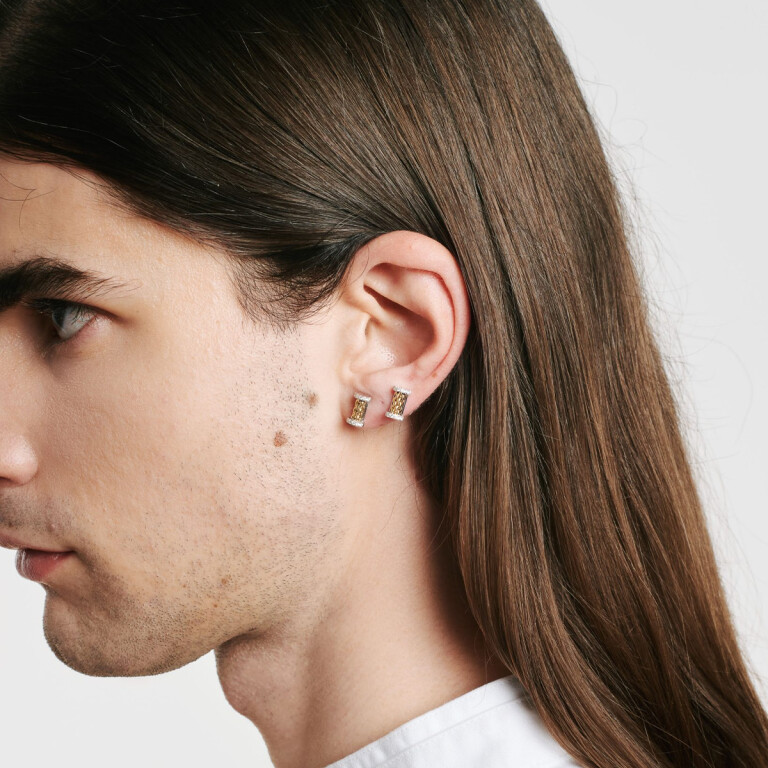 Fope Essentials oorknoppen witgoud met diamant - 07E08OX_BB_B_XXX_000 - #4 Fope Essentials oorknoppen witgoud met diamant - 07E08OX_BB_B_XXX_000 - #4