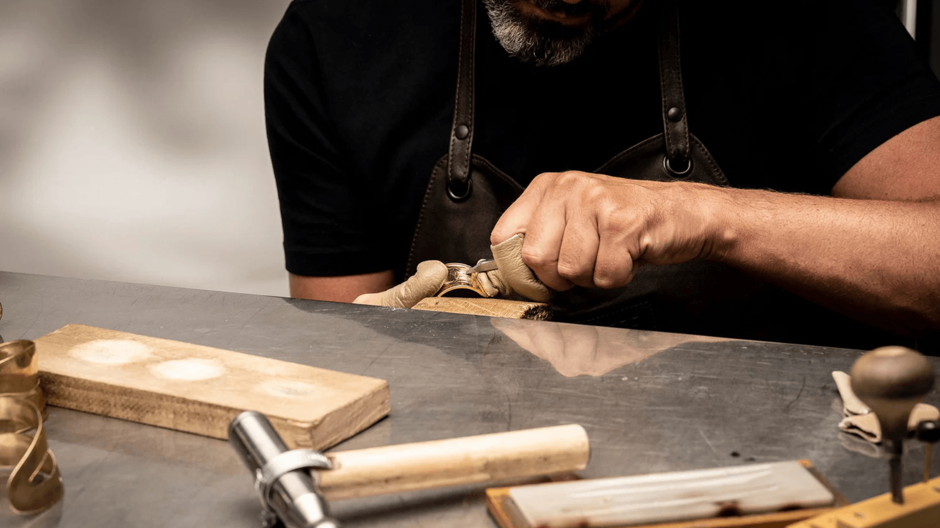 Handgemaakte Italiaanse gouden sieraden Handgemaakte Italiaanse gouden sieraden