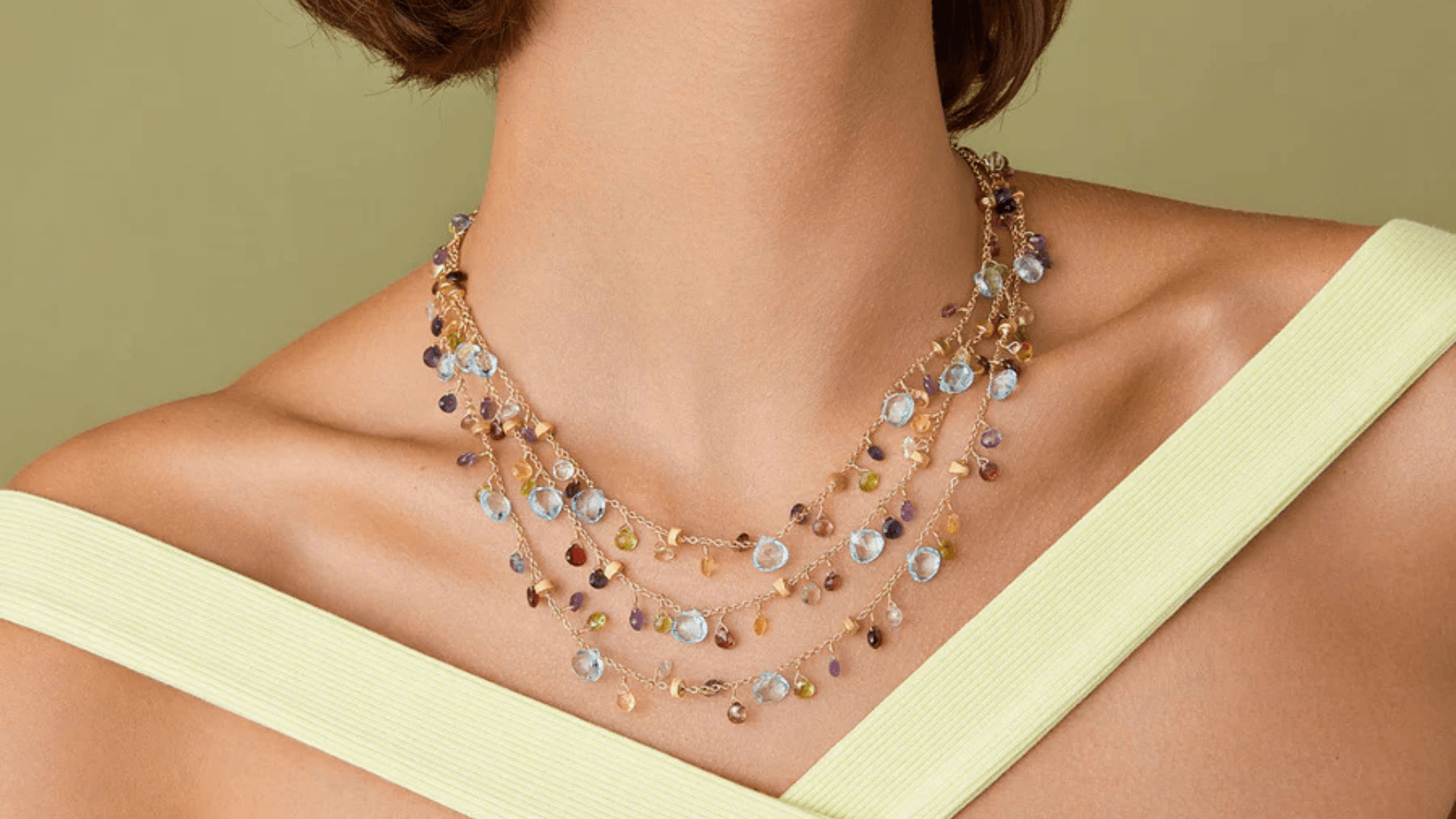 Sieraden met kleurrijke edelstenen Sieraden met kleurrijke edelstenen