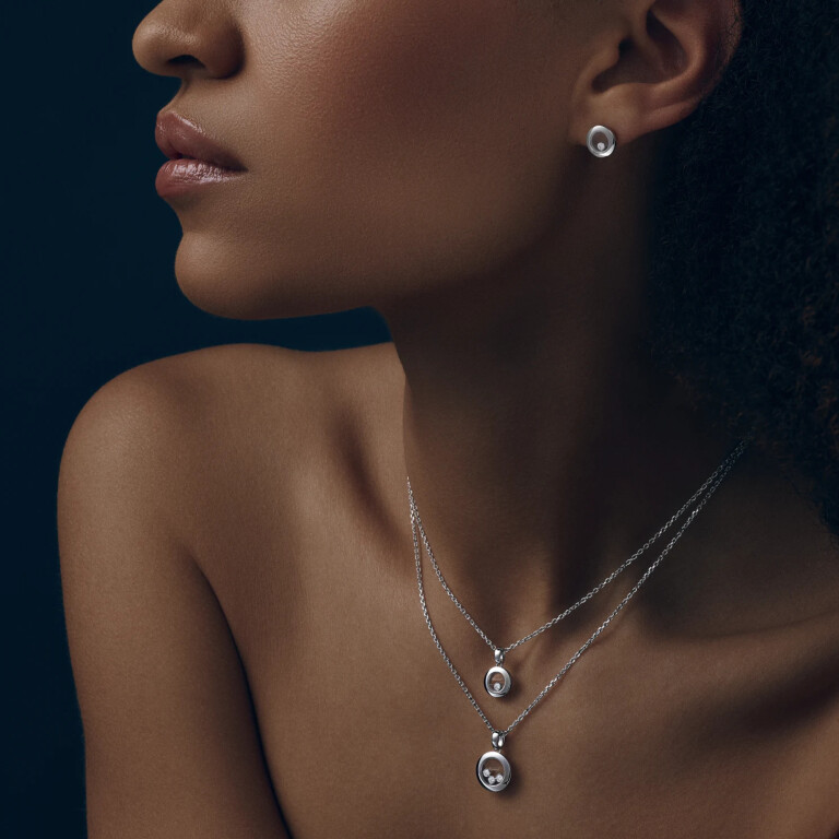 Chopard Happy Diamonds Icons Round collier met hanger witgoud met diamant - 79A018-1001 - #7 Chopard Happy Diamonds Icons Round collier met hanger witgoud met diamant - 79A018-1001 - #7
