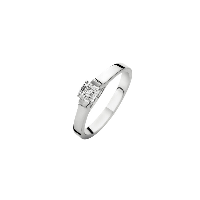 Celeste Ring - Royal Asscher - R.111.RAC.PT.56 HRD Celeste Ring - Royal Asscher - R.111.RAC.PT.56 HRD