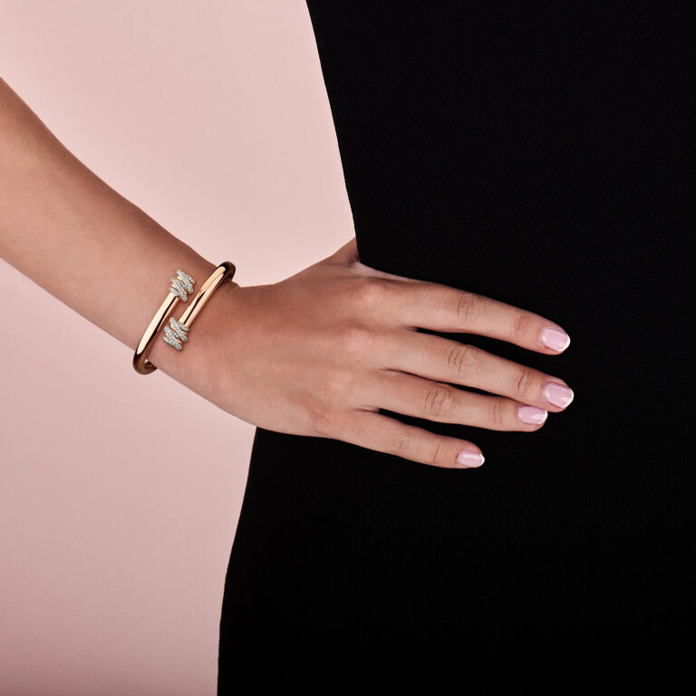 Tirisi Jewelry Amsterdam Swirl spang armband roodgoud met diamant - TB2202D(2P)/E - #4 Tirisi Jewelry Amsterdam Swirl spang armband roodgoud met diamant - TB2202D(2P)/E - #4