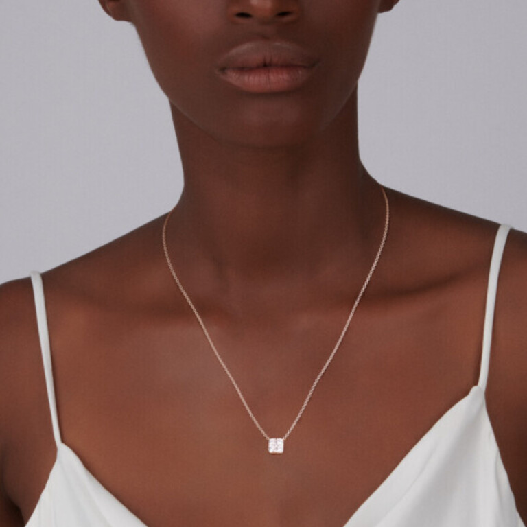 witgoud collier met hanger entourage met diamant Schaap en Citroen Diamonds - #2 witgoud collier met hanger entourage met diamant Schaap en Citroen Diamonds - #2