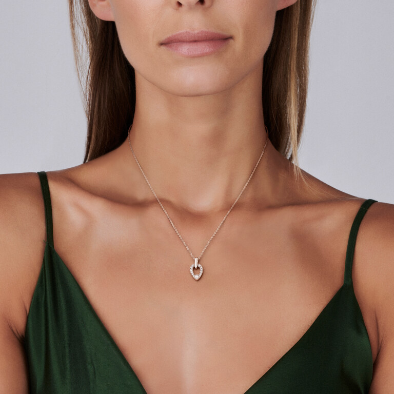 witgoud collier met hanger entourage met diamant Schaap en Citroen Diamonds - #2 witgoud collier met hanger entourage met diamant Schaap en Citroen Diamonds - #2