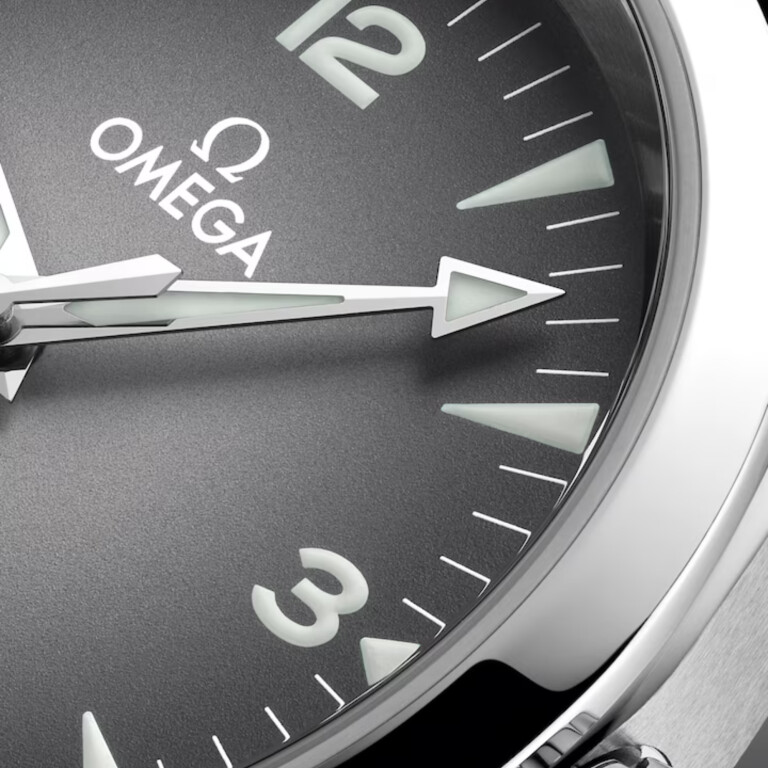 Omega Seamaster Railmaster 38mm - 235.12.38.20.06.001 - #3 Omega Seamaster Railmaster 38mm - 235.12.38.20.06.001 - #3