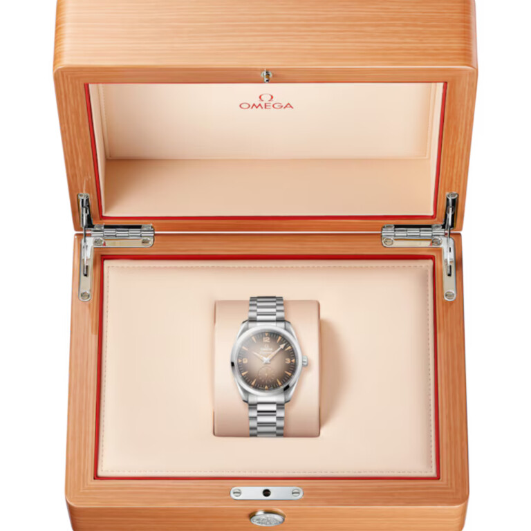 Omega Seamaster Railmaster 38mm - 235.10.38.20.13.001 - #8 Omega Seamaster Railmaster 38mm - 235.10.38.20.13.001 - #8