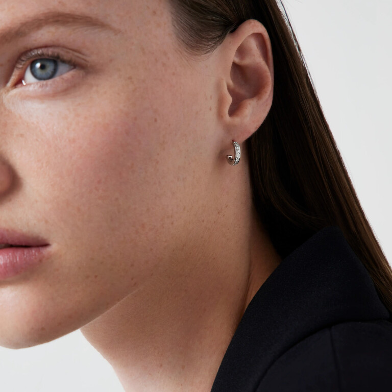 Piaget Possession oorknoppen witgoud met diamant - G38P5A00 - #2 Piaget Possession oorknoppen witgoud met diamant - G38P5A00 - #2