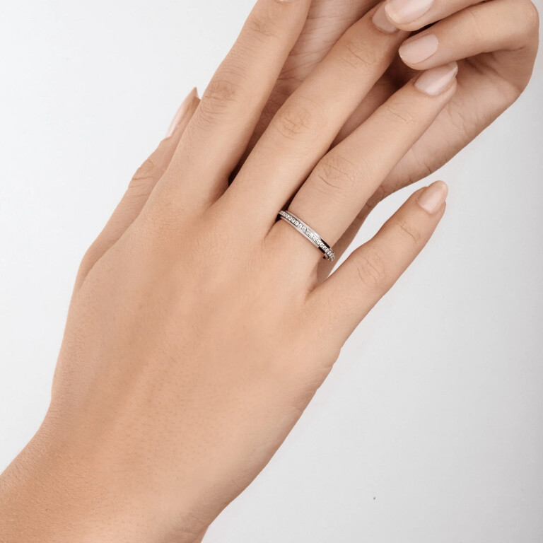 Piaget Possession Wedding ring witgoud met diamant - G34PR600 - #2 Piaget Possession Wedding ring witgoud met diamant - G34PR600 - #2