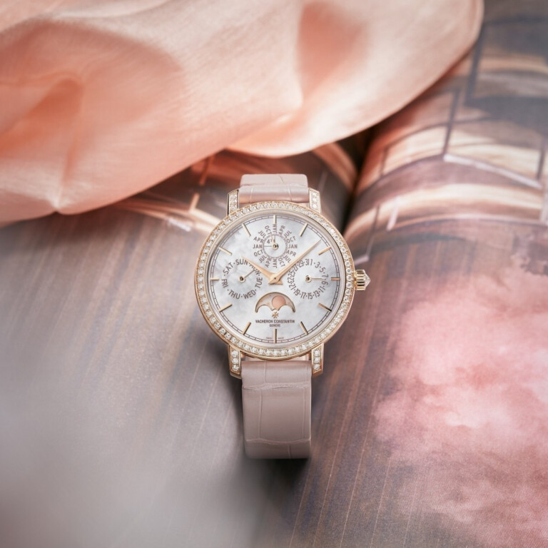 Vacheron Constantin Traditionnelle Perpetual Calendar 37mm - 4305T/000R-B947 - #7 Vacheron Constantin Traditionnelle Perpetual Calendar 37mm - 4305T/000R-B947 - #7