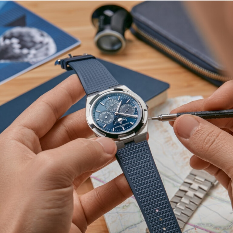 Vacheron Constantin Overseas Perpetual Calendar Ultra Thin 42mm - 4300V/220G-B945 - #6 Vacheron Constantin Overseas Perpetual Calendar Ultra Thin 42mm - 4300V/220G-B945 - #6