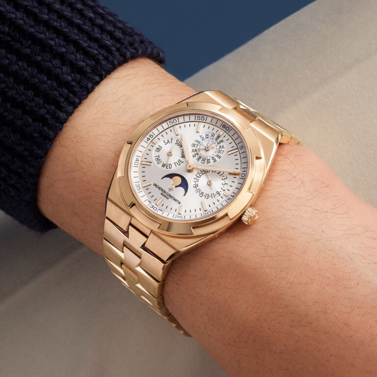 Vacheron Constantin Overseas Perpetual Calendar Ultra Thin 42mm - 4300V/220R-B064 - #2 Vacheron Constantin Overseas Perpetual Calendar Ultra Thin 42mm - 4300V/220R-B064 - #2