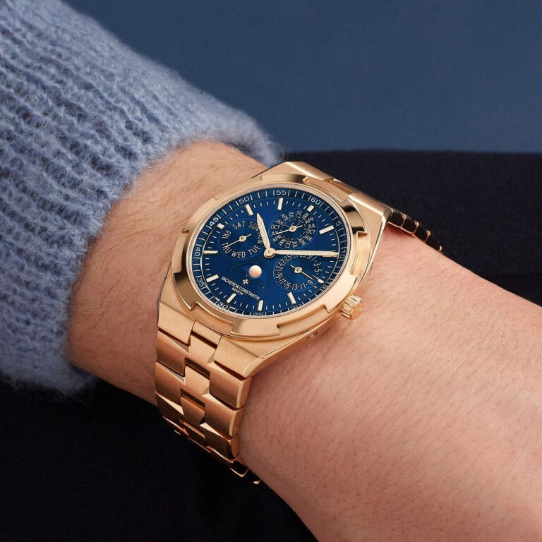 Vacheron Constantin Overseas Perpetual Calendar Ultra Thin 42mm - 4300V/220R-B509 - #2 Vacheron Constantin Overseas Perpetual Calendar Ultra Thin 42mm - 4300V/220R-B509 - #2