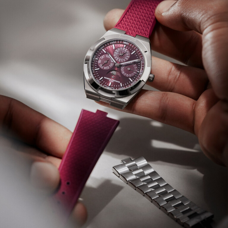 Vacheron Constantin Overseas Perpetual Calendar Ultra Thin 42mm - 4300/220G-H151 - #8 Vacheron Constantin Overseas Perpetual Calendar Ultra Thin 42mm - 4300/220G-H151 - #8