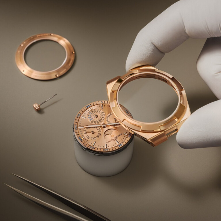 Vacheron Constantin Overseas Perpetual Calendar 42mm - 4300V/220R-H144 - #7 Vacheron Constantin Overseas Perpetual Calendar 42mm - 4300V/220R-H144 - #7