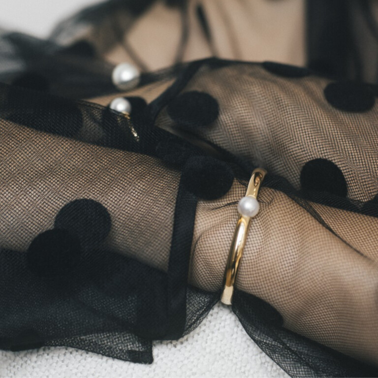 Yana Nesper Open Mind parel armband geelgoud met Parel - OM31 - #2 Yana Nesper Open Mind parel armband geelgoud met Parel - OM31 - #2