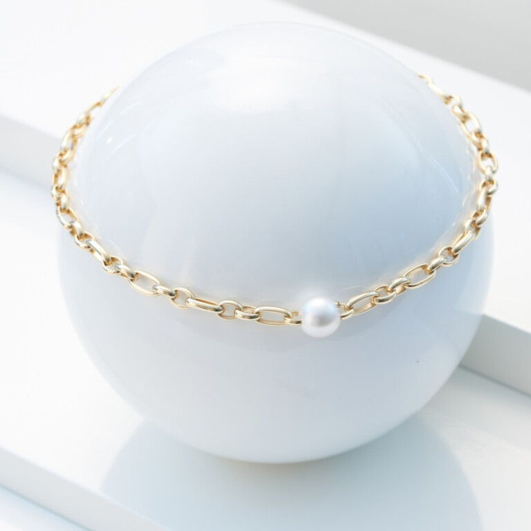 Yana Nesper Balthasar collier geelgoud met Parel - BA5 - #3 Yana Nesper Balthasar collier geelgoud met Parel - BA5 - #3