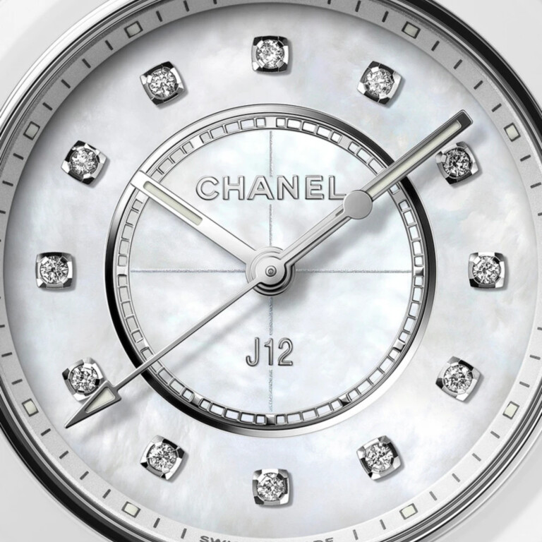 CHANEL J12 White Mother of Pearl & Diamond Indicators 33mm - H5704 - #5 CHANEL J12 White Mother of Pearl & Diamond Indicators 33mm - H5704 - #5